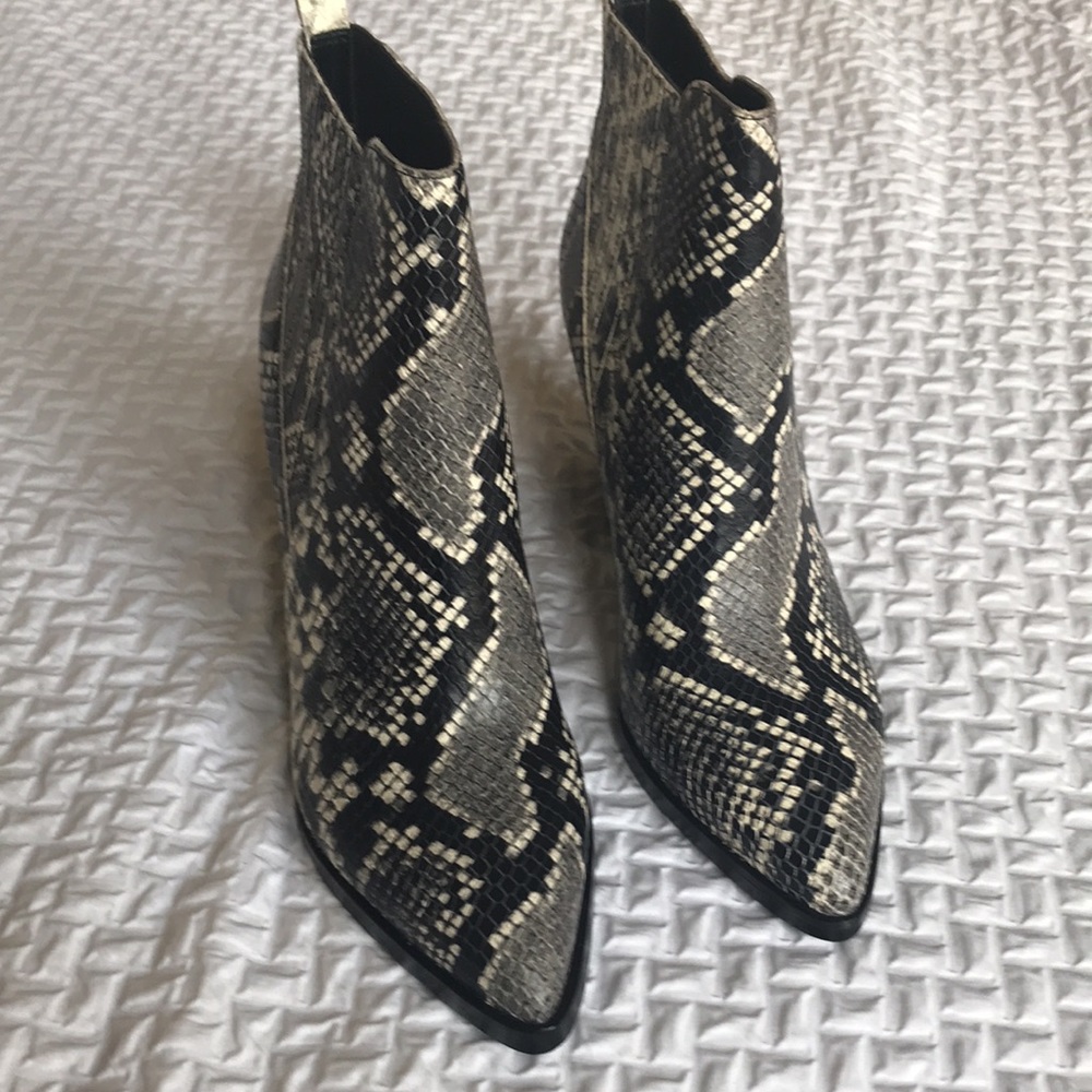 Marc Fisher LTD Alva Bootie - Picture 2 of 16
